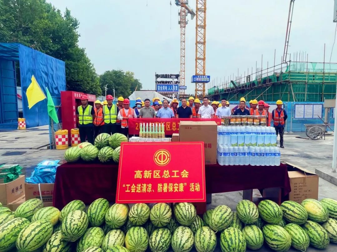 1737011927527384.jpg 640.jpg